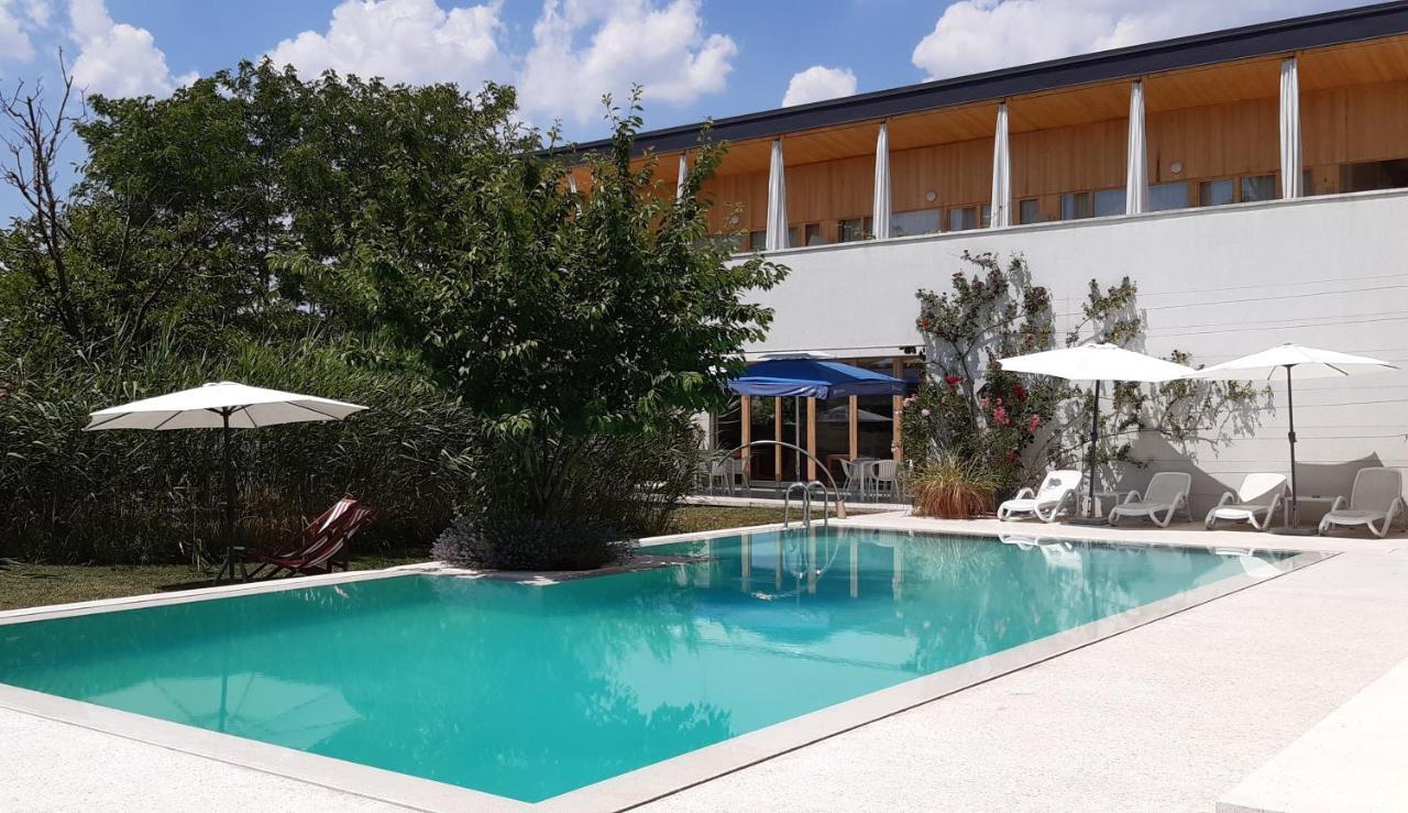Hotel Gracanica Luaran gambar
