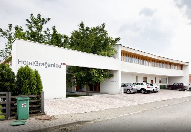 Hotel Gracanica Luaran gambar